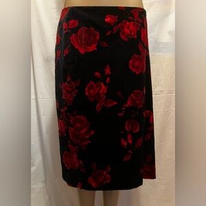 NWT Talbots Womens Medium Black Velvet Rose Pencil Skirt